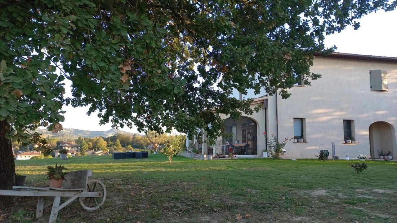Beb Montefratta Panzió Fratta Terme Kültér fotó