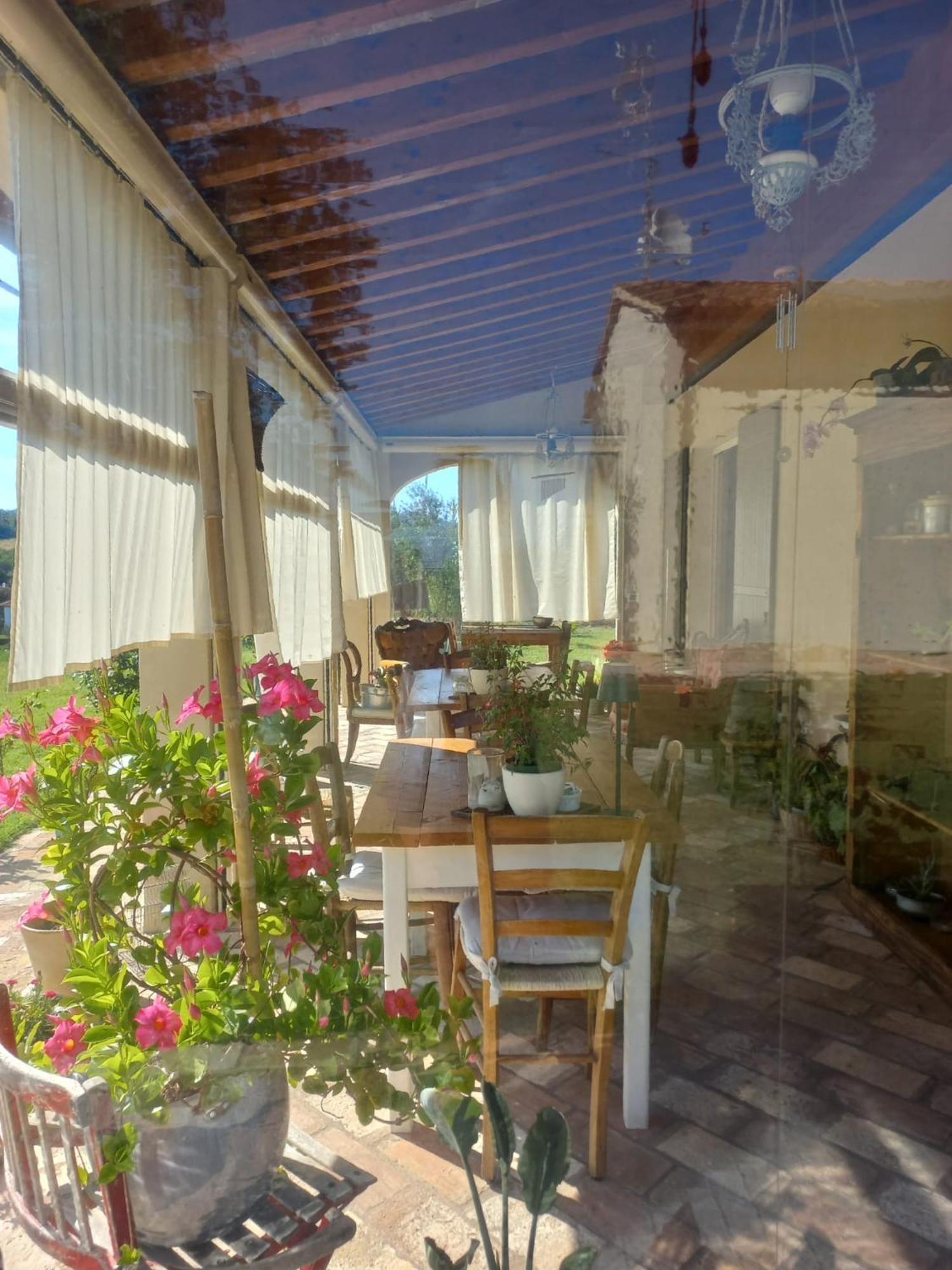 Beb Montefratta Panzió Fratta Terme Kültér fotó